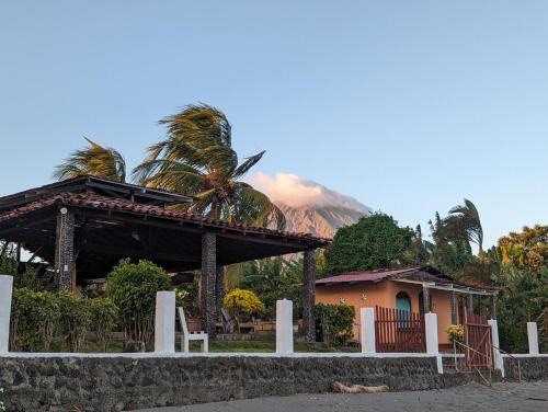 Ometepe Island Hotel | Hotel Playa Santa Martha