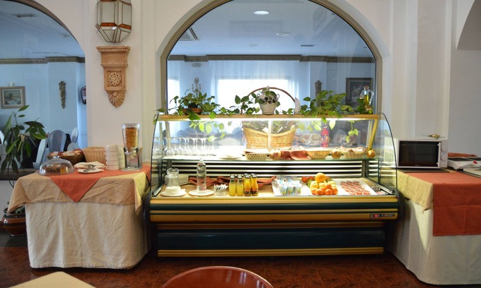 Moraleda de Zafayona Hotel | Hotel Poniente