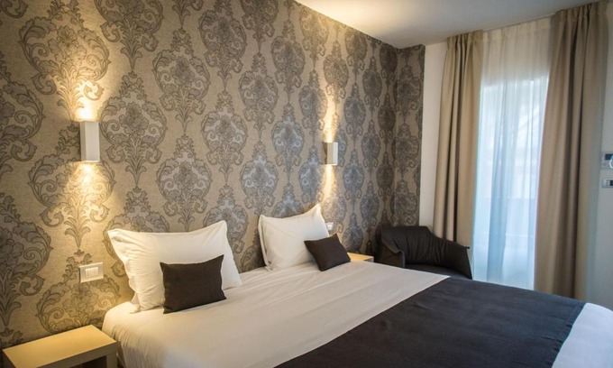 Angera Hotel | Hotel Ponti