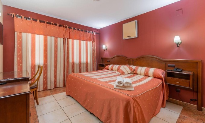 La Puebla de Valverde Hotel | Hotel Puerta de Javalambre