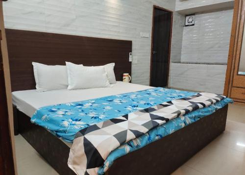 Sindhi Camp Hotel | Hotel Purohit Sindhi Camp