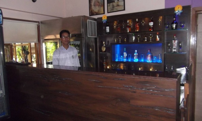 Bibvewadi Hotel | Hotel Ravikant