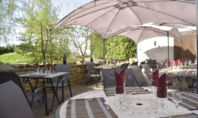 Les Ancizes-Comps Hotel | Hotel Restaurant La Vieille Ferme