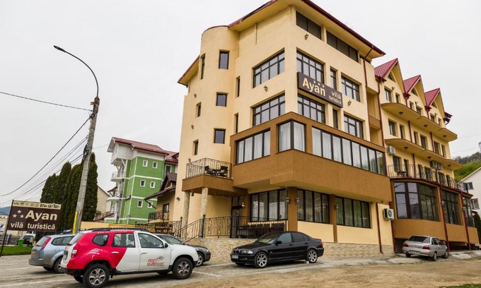 Piatra Neamt Hotel | Hotel-Restaurant Ayan Piatra Neamt