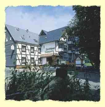 Bernshausen Hotel | Hotel - Restaurant - Café Forsthaus Lahnquelle