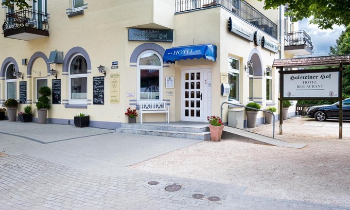 Geesthacht Hotel | Hotel-Restaurant Holsteiner Hof
