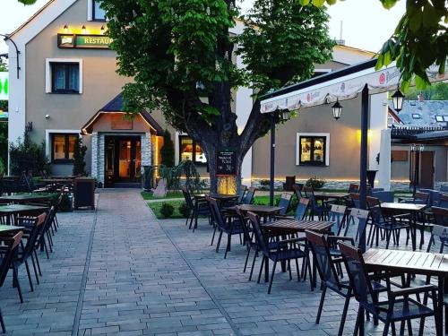 Krupka Hotel | Hotel & Restaurant Pod Kaštany