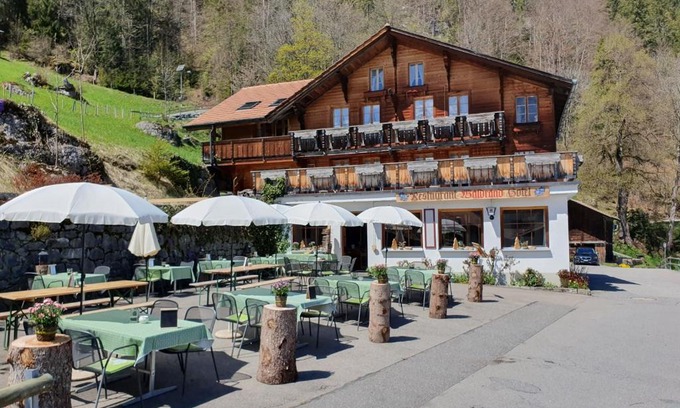 Isenfluh Hotel | Hotel Restaurant Waldrand, Isenfluh