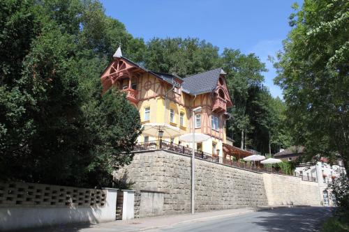 Gera Hotel | Hotel Restaurant Zwergschlösschen