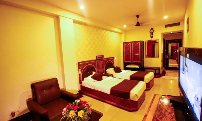 Jabalpur Hotel | Hotel Rishi Regency