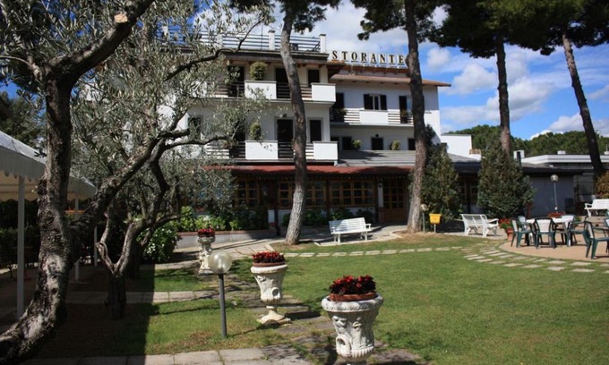 Loreto Aprutino Hotel | Hotel Ristorante La Bilancia