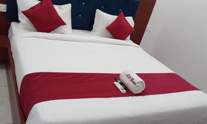 Guntur Hotel | Hotel RK GRAND LUXURY AC ROOMS