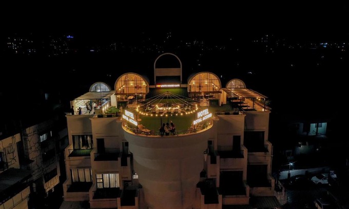 Adajan Hotel | Hotel Royal Accord