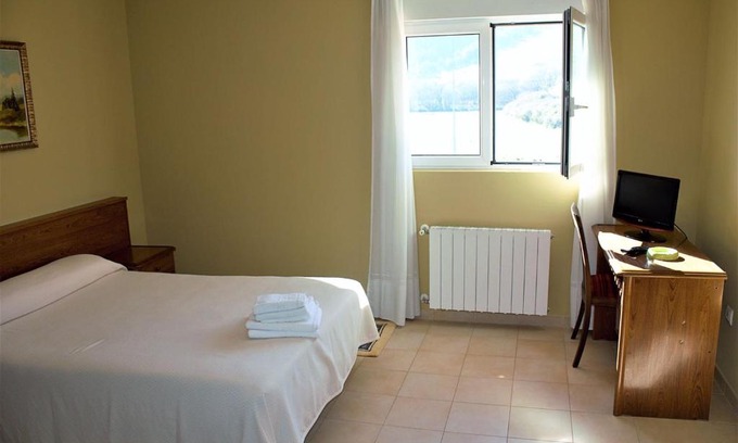 Val De San Vicente Hotel | Hotel Royal III