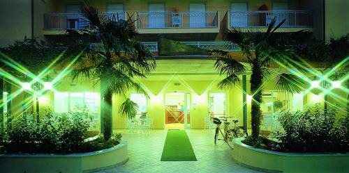 San Mauro a Mare Hotel | Hotel Royal Inn