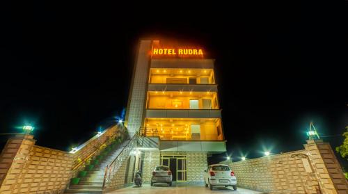Dehradun Hotel | Hotel Rudra