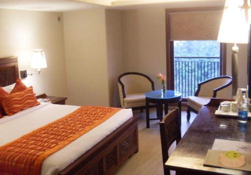 Santacruz Hotel | Hotel Sai Inn