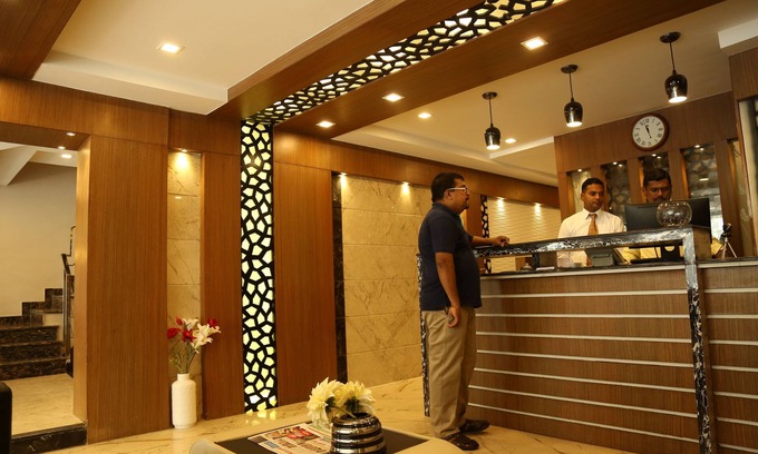 Periamet Hotel | Hotel Santhi Bhavan