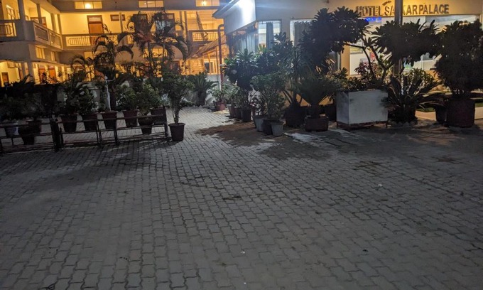 Naugarh Hotel | Hotel Satkar palace