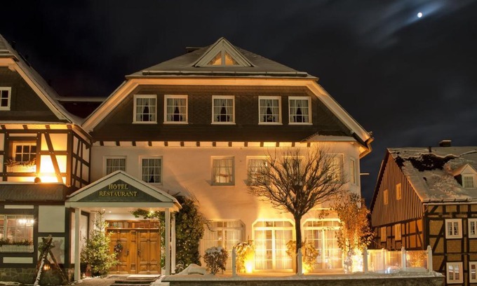 Hallenberg Hotel | Hotel Sauerländer Hof