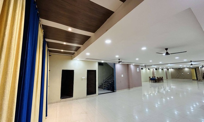 Mandla Hotel | Hotel Shikar Palace