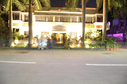 Central Pune Hotel | Hotel Shivam