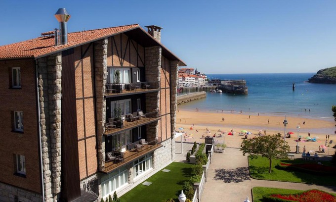 Lekeitio Hotel | Hotel Silken Palacio Uribarren