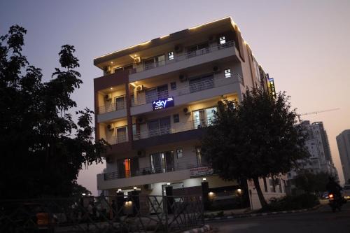 Gurugram Hotel | Hotel Sky
