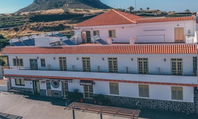 Las Hayas Hotel | Hotel Sonia Chipude