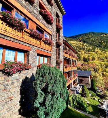 El Serrat Hotel | Hotel & SPA Bringué