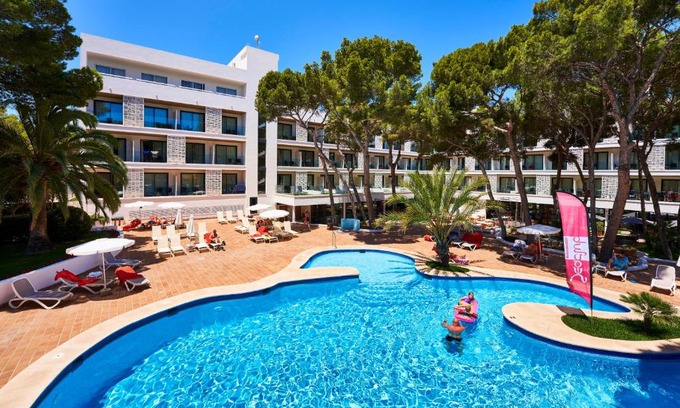 Cala Agulla Hotel | Hotel & Spa S'Entrador Playa