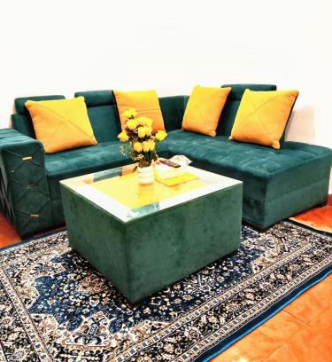 Hauz Khas Apartment | Hotel Star Blueberry's 1