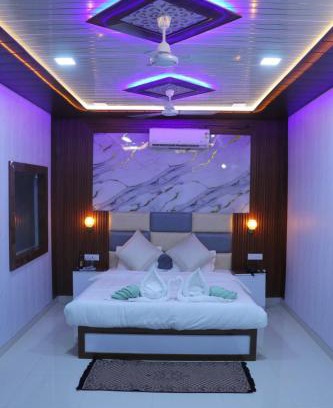 Bahadurgarh Hotel | Hotel Sunrise In