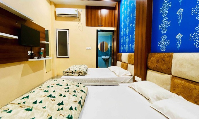 Omkareshwar Hotel | Hotel Tanish
