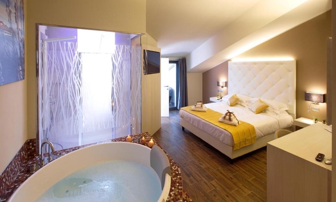 Caramagna Piemonte Hotel | Hotel Terre Dei Salici