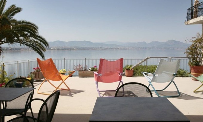 Loutraki-Agioi Theodoroi Hotel | Hotel Theoxenia