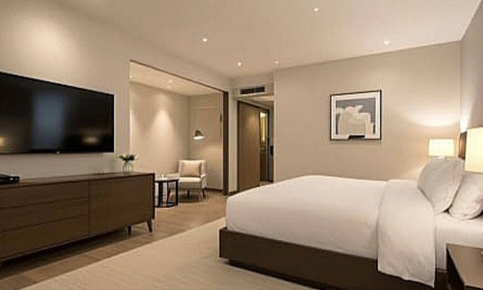 Aerocity Hotel | Hotel The Kelvish Delhi Airport