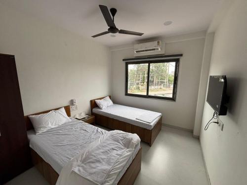 Surat Hotel | Hotel VEDANT
