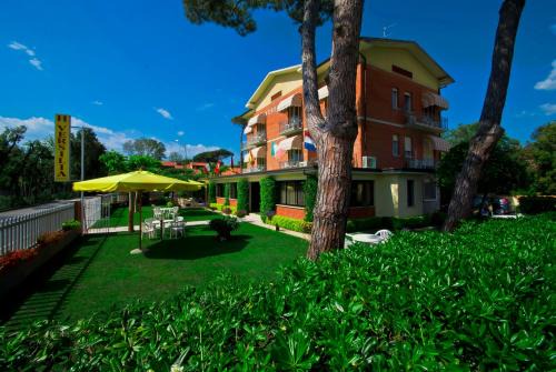 Lido di Camaiore Bed & Breakfast | Hotel Versilia