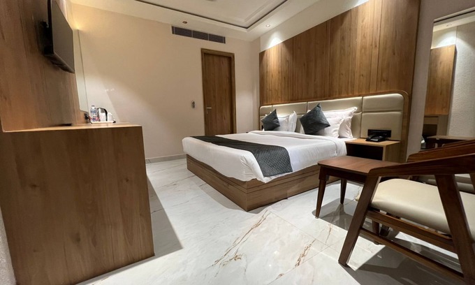 Alwar Hotel | Hotel Vevanta