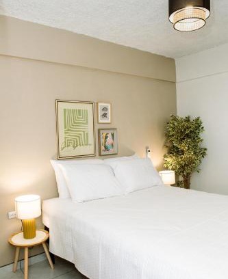 Quesada Hotel | Hotel VillaFlores