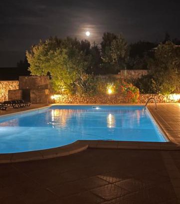 Carbonia Hotel | Hotel Villaggio Ristorante Pizzeria Museo TANIT