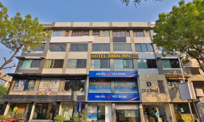 Vastrapur Hotel | HOTEL VIMAL INN