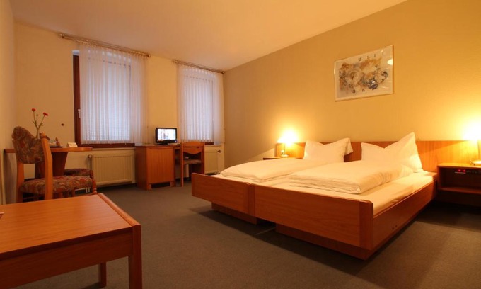 Aschersleben Hotel | Hotel Weisse Taube