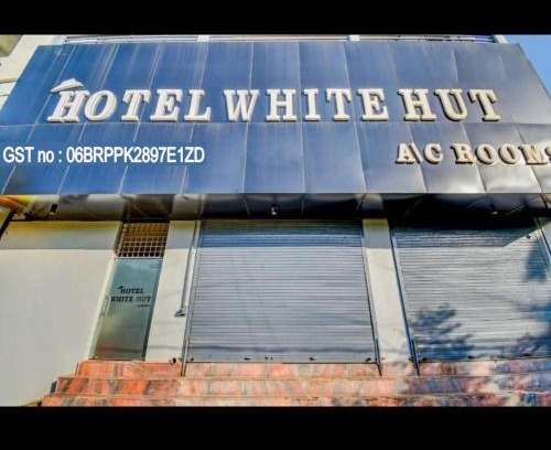 Bahadurgarh Hotel | Hotel White Hut