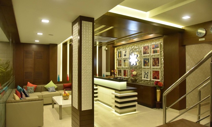 Periamet Hotel | Hotel White Park