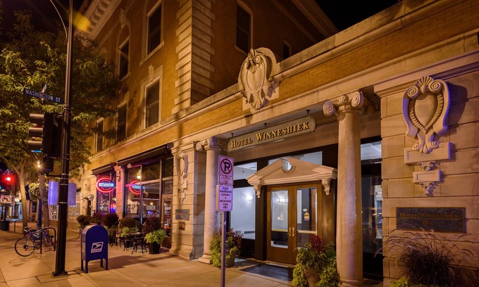 Decorah Hotel | Hotel Winneshiek