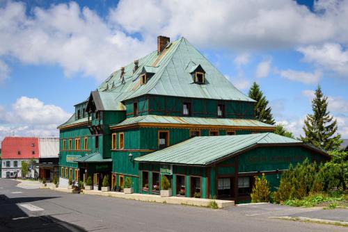 Bozi Dar Hotel | Hotel Zelený Dům