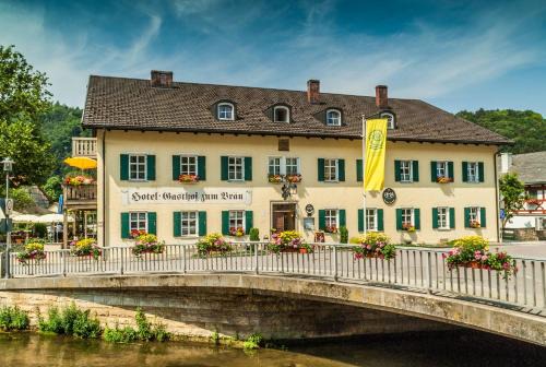 Enkering Hotel | Hotel zum Bräu
