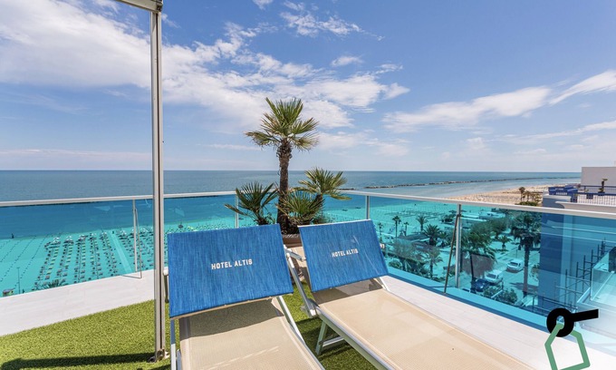 Porto d'Ascoli Hotel | Hotiday Room Collection - San Benedetto